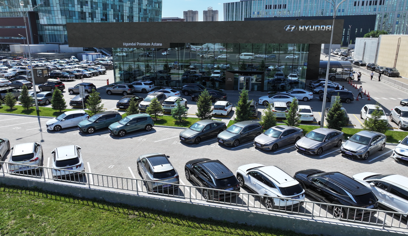 Hyundai Premium Astana